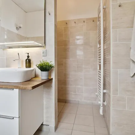Dom wakacyjny 4 Bedroom Cozy In