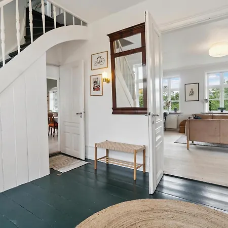 4 Bedroom Cozy In *