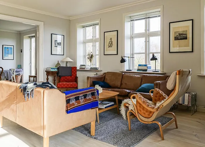 4 Bedroom Cozy In *