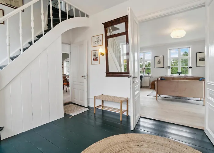4 Bedroom Cozy In *