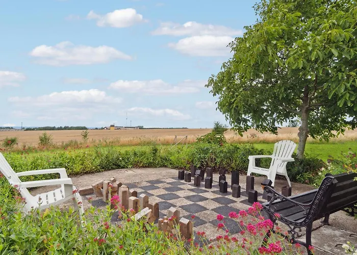 4 Bedroom Cozy In Hasle